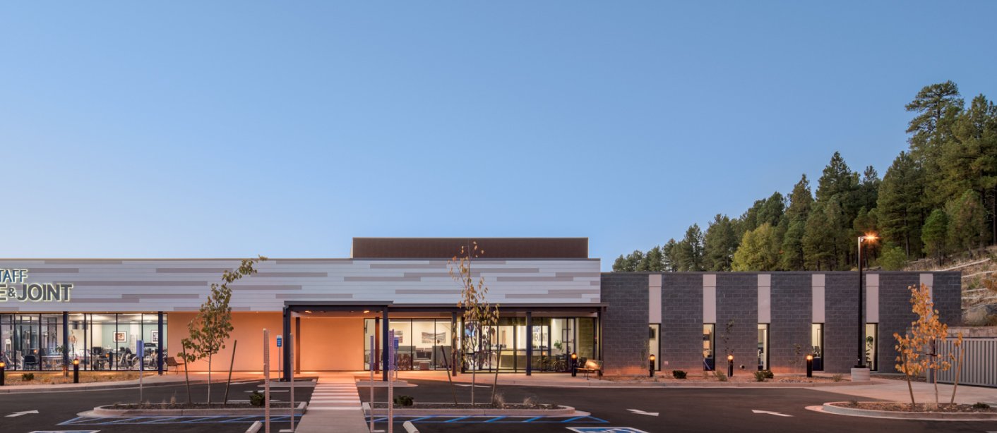 An ambulatory care center and outpatient clinic. The adaptive reuse, medical office building was designed by Phoenix-based Dekker Perich Sabatini.